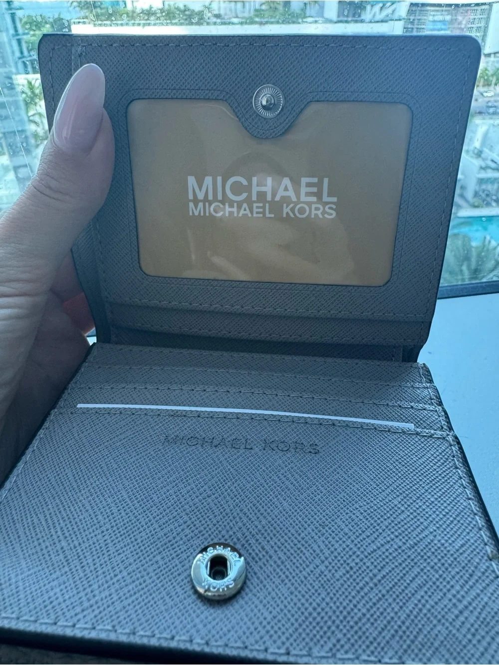 Michael Kors Pebbled Leather Compact Wallet - Light Gray